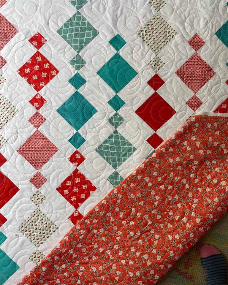 Chandelier Quilt Pattern – free quilt pattern with step-by-step tutorial