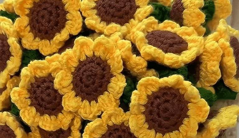 sunflower crochet blanket bouquet details