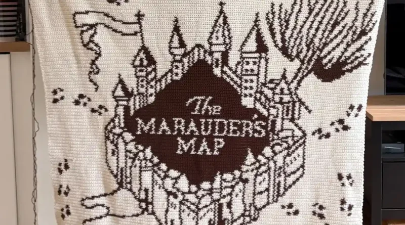 Harry Potter crochet blanket Marauders Map inspired detailed design