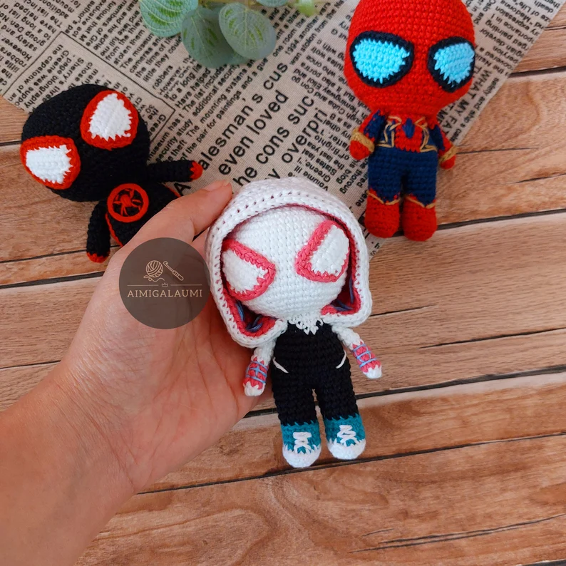 Spider Man crochet amigurumi doll with 2 in 1 design superhero plush