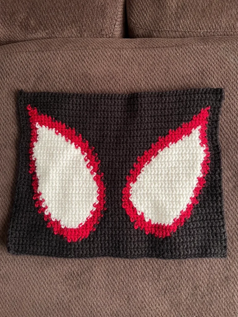 Spider Man crochet eyes pattern appliqué white and black design