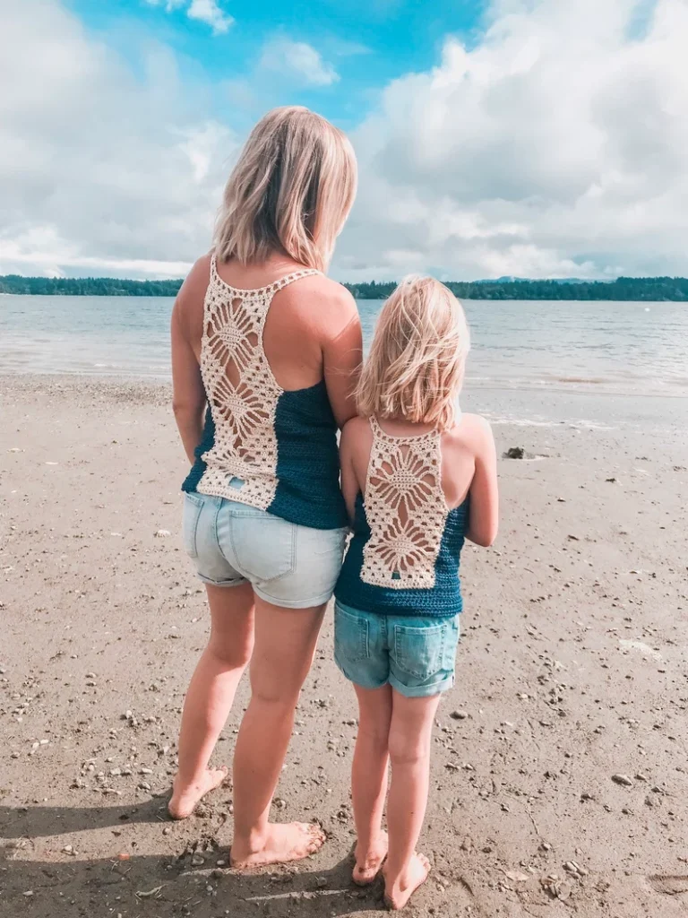 crochet halter top boho style outfit inspiration