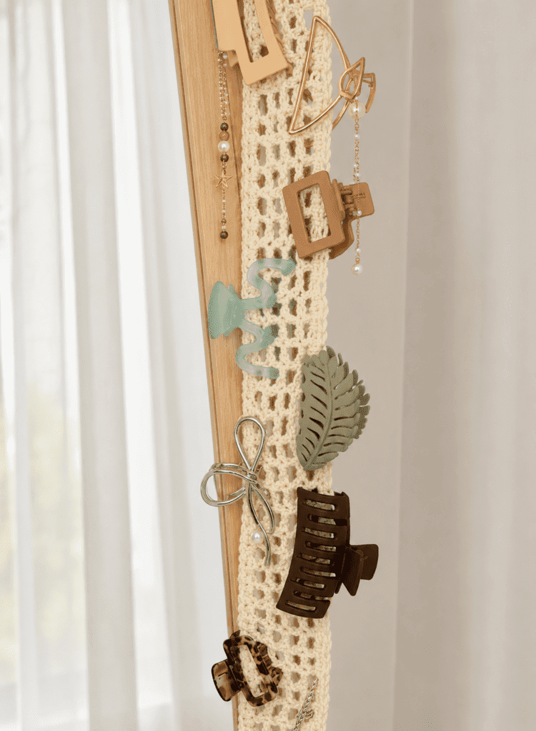 Claw Clip Hanging Crochet Pattern
