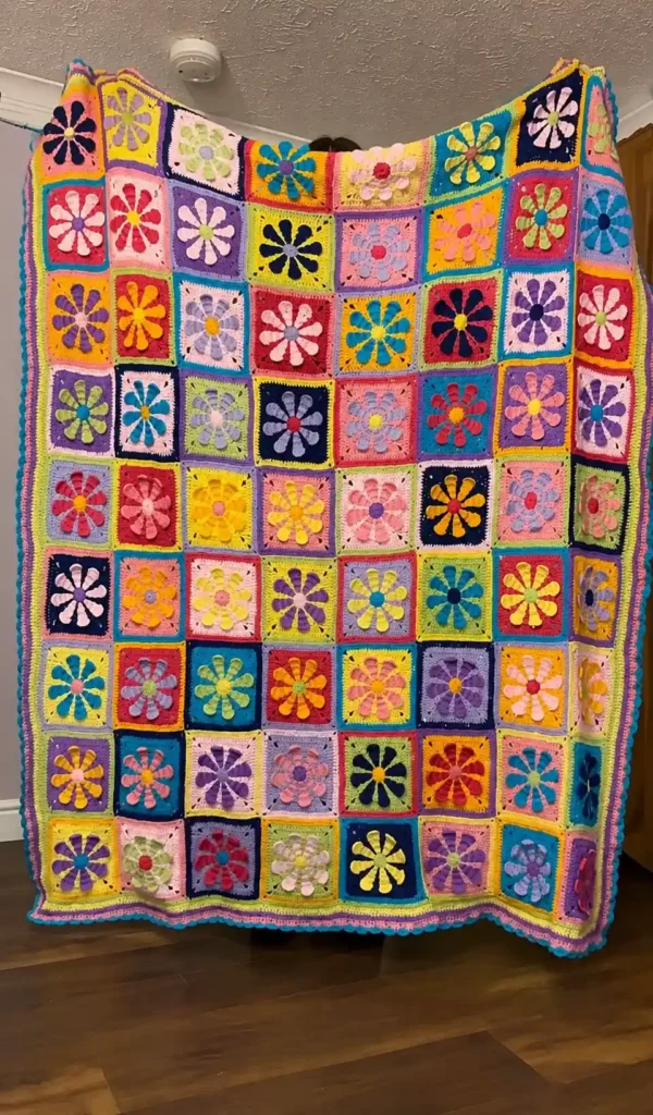 Retro Daisy Flower crochet blanket