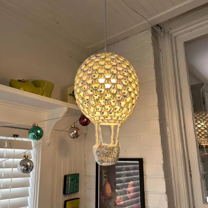 step by step hot air balloon crochet pattern project