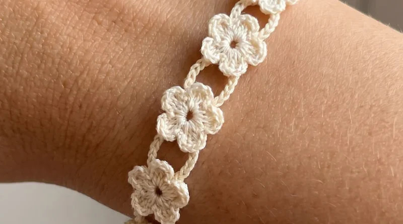 Easy flower crochet bracelet pattern for beginners