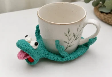 Lizard Coaster crochet free pattern -finished