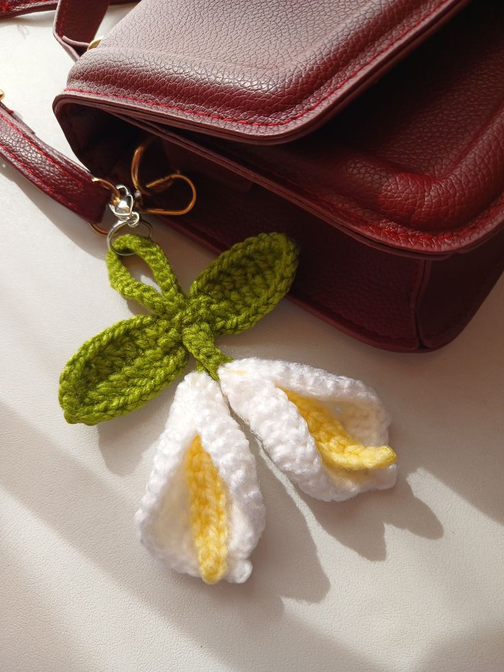 Crochet Calla Lily Bag Charm pattern free