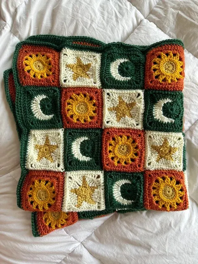 sun-moon-and-stars-granny-square Sun, Moon and Stars Granny Square blanket finished